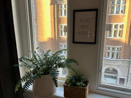 Stockholm Loft Haven 3 Beds In A 1- Bedroom Gem - 917 Екстериор снимка